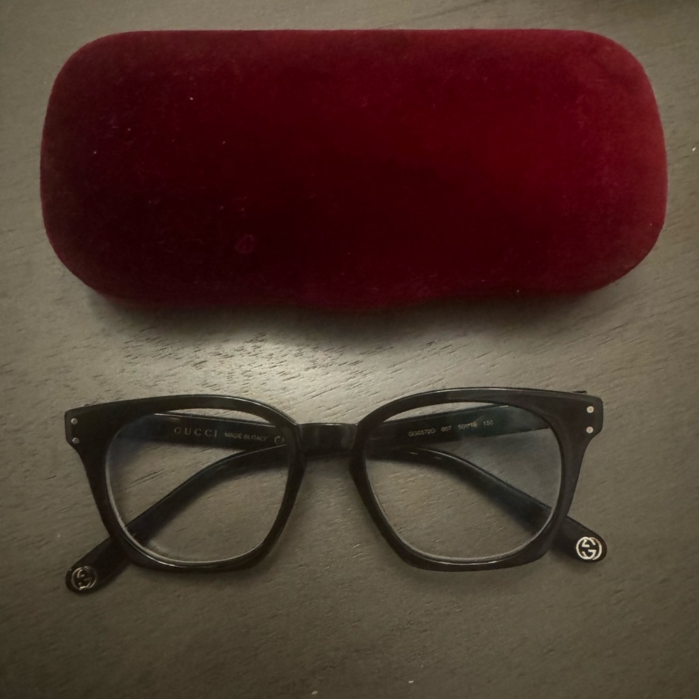 Gucci Black prescription Glasses with Burgundy Case